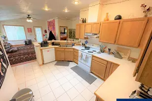 1008 NE Diane Pl, Corvallis, OR 97330 - Photo 9