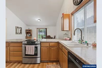 5629 SW Windflower Dr, Corvallis, OR 97333 - Photo 11