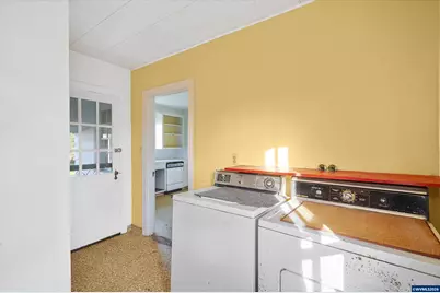 923 SW Ellis St, Dallas, OR 97338 - Photo 25