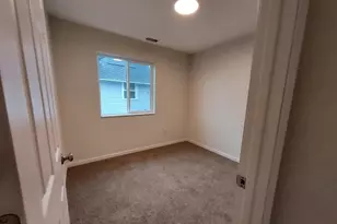 301 S Drake St (&amp 315 S 1st St) St, Silverton, OR 97381 - Photo 17