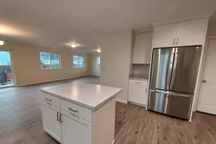 301 S Drake St (&amp 315 S 1st St) St, Silverton, OR 97381 - Photo 29