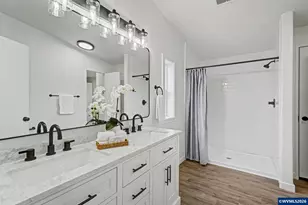 7459 Mt Hood Ln SE, Salem, OR 97317 - Photo 31