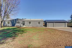 7459 Mt Hood Ln SE, Salem, OR 97317 - Photo 5