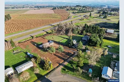 7459 Mt Hood Ln SE, Salem, OR 97317 - Photo 11