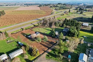 7459 Mt Hood Ln SE, Salem, OR 97317 - Photo 11