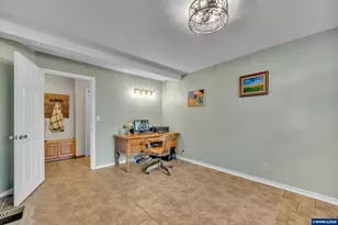 16384 S Windy City Rd, Mulino, OR 97042 - Photo 15