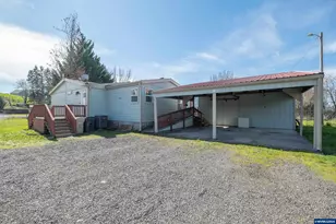 1177 Vaughan Ln, Lebanon, OR 97355 - Photo 3
