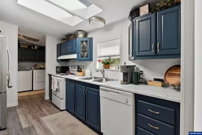 1201 SW 28th #27 St, Redmond, OR 97756 - Photo 13