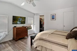 1201 SW 28th St, Redmond, OR 97756 - Photo 21