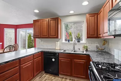 8841 NE Cori Ct, Corvallis, OR 97330 - Photo 9