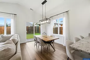 1631 SE Salmonberry Ave, Dallas, OR 97338 - Photo 19