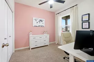 1631 SE Salmonberry Ave, Dallas, OR 97338 - Photo 7