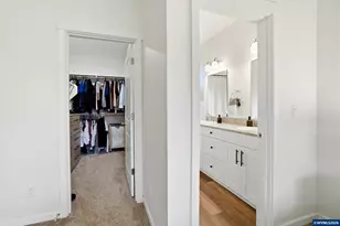 1631 SE Salmonberry Ave, Dallas, OR 97338 - Photo 27