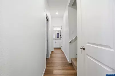 1631 SE Salmonberry Av, Dallas, OR 97338 - Photo 9