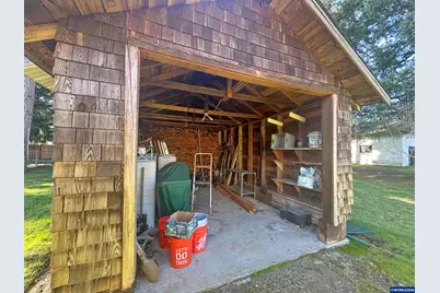 6898 Thurston Rd, Springfield, OR 97478 - Photo 25