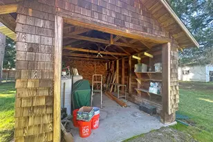 6898 Thurston Rd, Springfield, OR 97478 - Photo 25