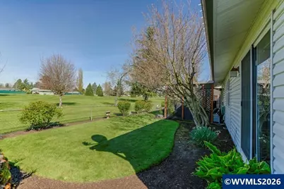 575 N Cascade Dr, Woodburn, OR 97071 - Photo 13