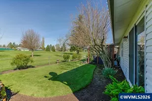 575 N Cascade Dr, Woodburn, OR 97071 - Photo 13
