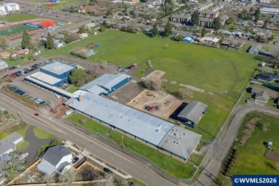 806 Wassom St, Lebanon, OR 97355 - Photo 41