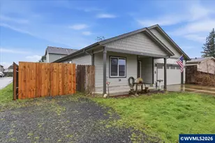 806 Wassom St, Lebanon, OR 97355 - Photo 3
