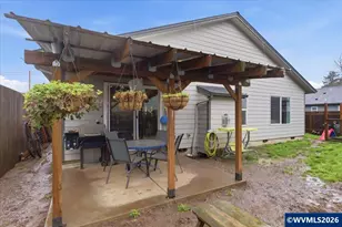 806 Wassom St, Lebanon, OR 97355 - Photo 33