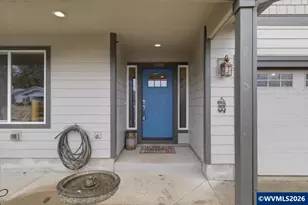 806 Wassom St, Lebanon, OR 97355 - Photo 5