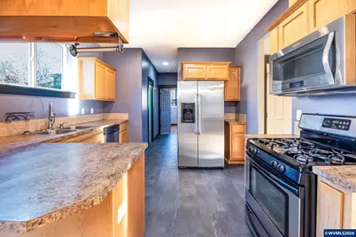 4750 SW Roseberry St, Corvallis, OR 97333 - Photo 9