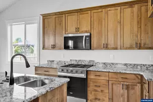 3238 NW 23rd Ave, Albany, OR 97321 - Photo 17