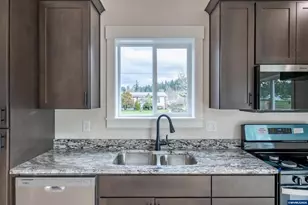 4435 Knotty Pne Ct, Sweet Home, OR 97386 - Photo 15