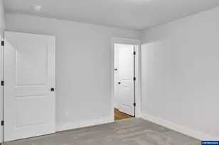 4435 Knotty Pne Ct, Sweet Home, OR 97386 - Photo 19