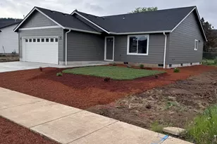 4435 Knotty Pne Ct, Sweet Home, OR 97386 - Photo 3
