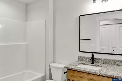 4410 Knotty Pine Ct, Sweet Home, OR 97386 - Photo 15
