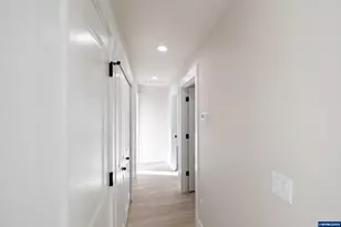 4410 Knotty Pne Ct, Sweet Home, OR 97386 - Photo 41