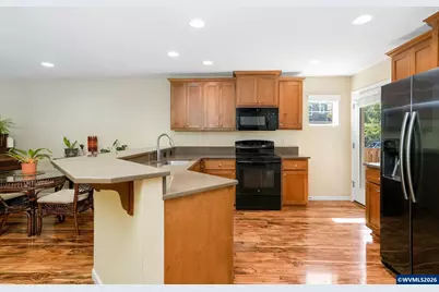 2308 Sunny Ln NW, Albany, OR 97321 - Photo 9