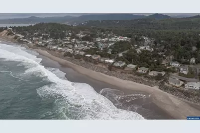 41 Fern St, Lincoln Beach, OR 97388 - Photo 39