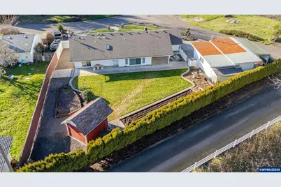 1257 NE Lafayette St, Albany, OR 97321 - Photo 45