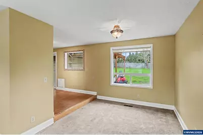 411 SW 9th St, Sublimity, OR 97385 - Photo 9