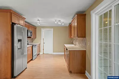 411 SW 9th St, Sublimity, OR 97385 - Photo 13