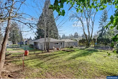 820 West Vista Av S, Salem, OR 97302 - Photo 33