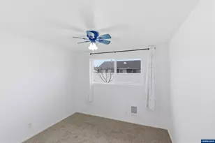 4376 Amherst Ct NE, Salem, OR 97305 - Photo 21