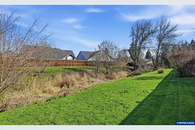 591 Argon Av, Eugene, OR 97404 - Photo 37