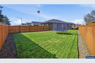 591 Argon Av, Eugene, OR 97404 - Photo 3