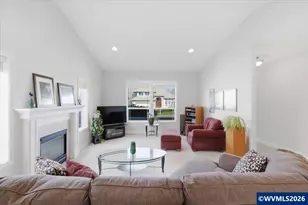 2066 NW Violet Ave, Albany, OR 97321 - Photo 9