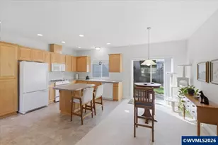 2066 NW Violet Ave, Albany, OR 97321 - Photo 15