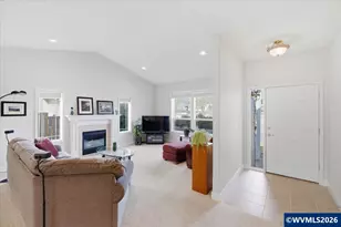 2066 NW Violet Ave, Albany, OR 97321 - Photo 7