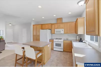 2066 NW Violet Av, Albany, OR 97321 - Photo 21