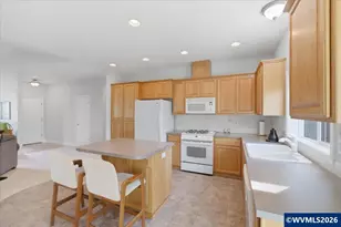 2066 NW Violet Ave, Albany, OR 97321 - Photo 21