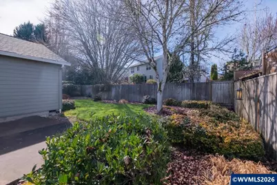 2066 NW Violet Av, Albany, OR 97321 - Photo 43