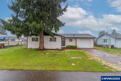 2440 S 2nd St, Lebanon, OR 97355 - Photo 1