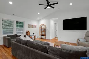 37502 Agate Dr, Lebanon, OR 97355 - Photo 19